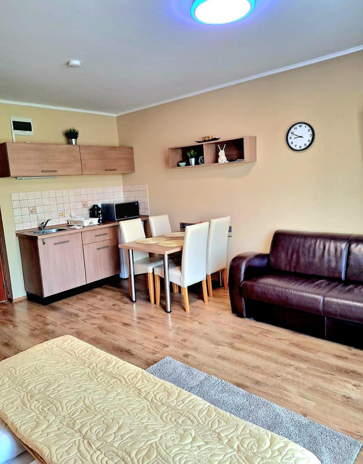 Angyal Apartman Gyula Eksteriør bilde